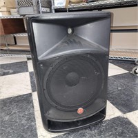 .Used Harbinger VARI V2115 Powered Speaker