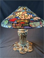 Tiffany Style WaterLily on Cattail Base Lamp
