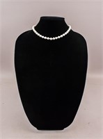 White Hardstone Beads Necklace