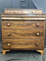 Early 1800's Mahogany Chest of Drawers 4 Over 2