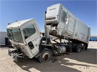 2003 Peterbilt Trash Truck ( Parts Only)