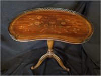 Kidney Shaped Inlay Tri-Legged Accent Side Table