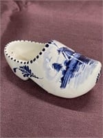 Delft blue Holland shoe