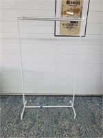 Clothes rack