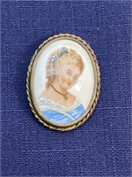 Limoges painted lady brooch with missing pin