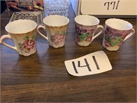 4 porcelain matching floral cups