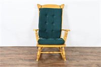 Vtg Early American Spindle Back Rocking Chair