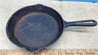 GSW #8 Cast Iron Frying Pan.  Important note: The