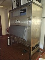 Follett Industrial Ice Machine