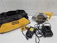 DeWalt Hand Saw &  Chargers with Bag  No Battery