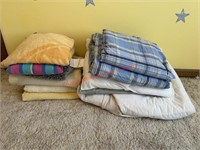 Assorted Blankets & Towels