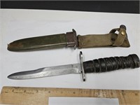 WW2 US  M4  Military Bayonet  USM8  Scabbard