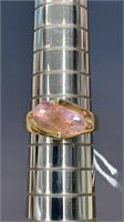 Gold Coloured Ring w/Faceted Pink Stone (8)