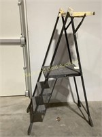 Cosco Light Weight Step Ladder
