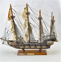 Vintage Spanish Galeón S.XVI 16th Cent. Model Ship