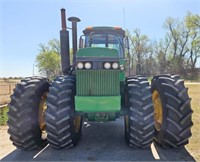 8650 John Deere 4 wheel drive tractor