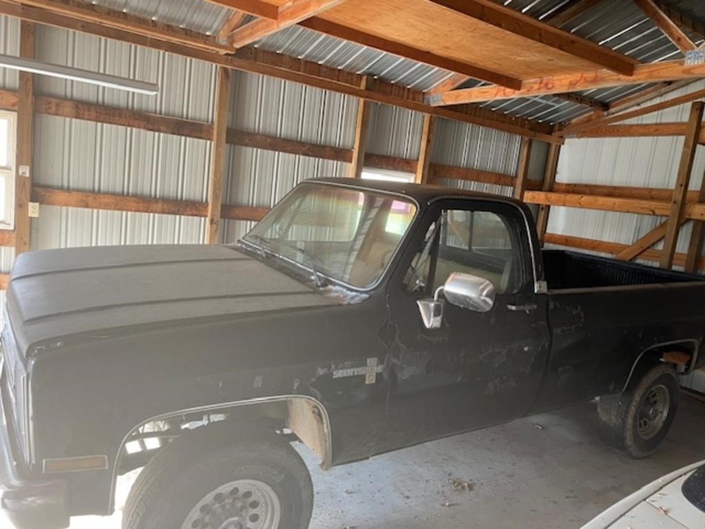 1985 Chevy Scottsdale with New Motor and Transmiss