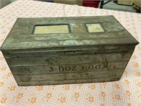 Antique egg shipping box