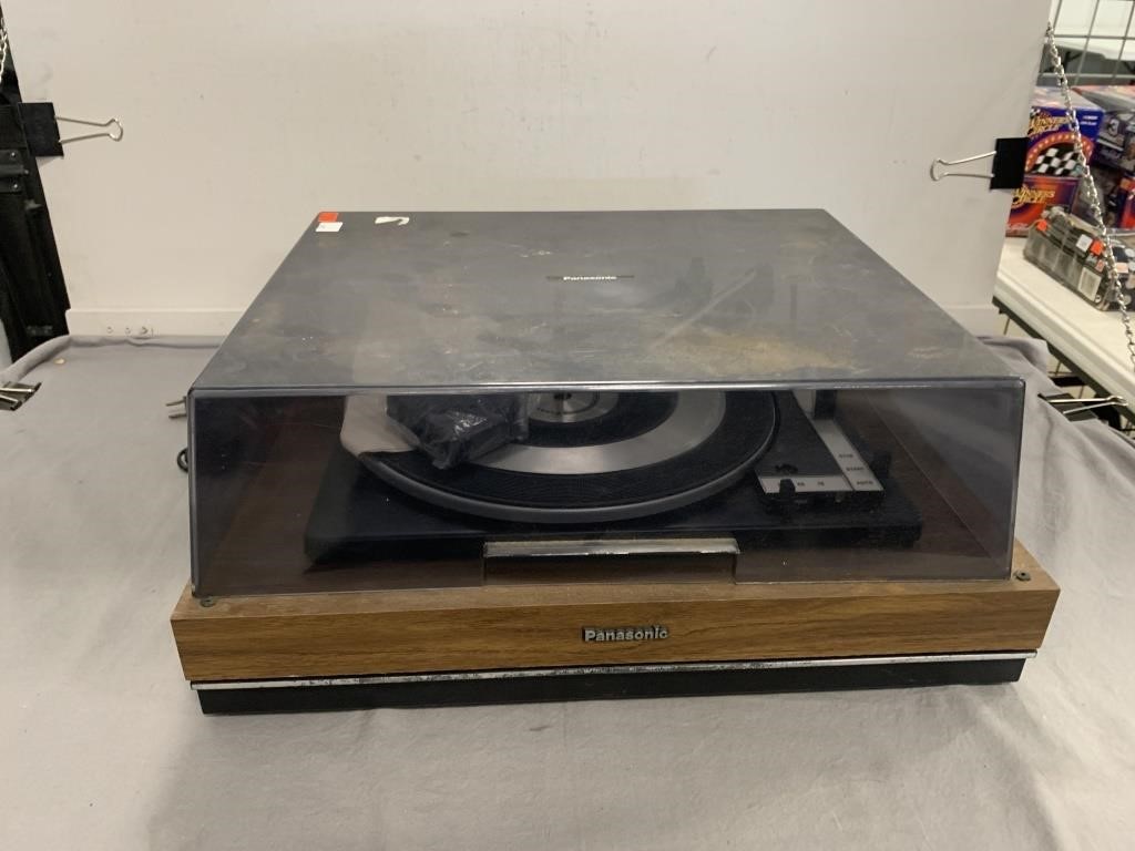 Panasonic Turntable