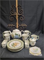 Princess House: Teapot, Plates, Hanger