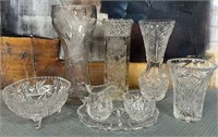 11 - MIXED LOT OF GLASSWARE (Z17)