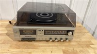 Realistic Turntable cassette tuner, powers on, no