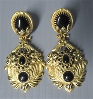 Pair of designer pierced earrings. Measures: 2"