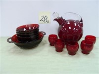 Red Ruby Berry Bowl Set & 1930's Cambridge Glass -