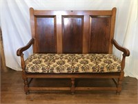 Wallace Nutting Settle Bench