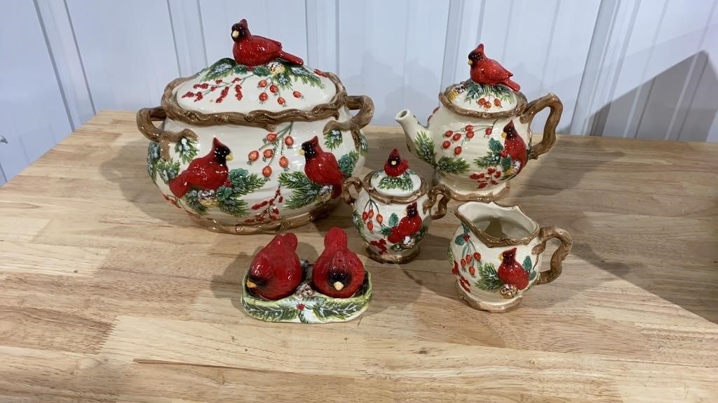 Cardinal themed pottery