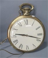 Electric clock. Measures: 17" Tall.