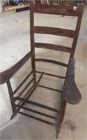 Vintage rocking chair (missing Cushion)