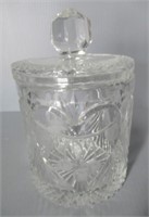 Crystal biscuit jar with lid. Measures: 7" Tall.