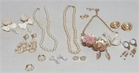 Costume Jewelry Lot Faux Pearl, Etc.