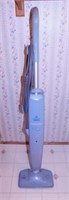 Bissell steam mop w/ manual, extra pads,