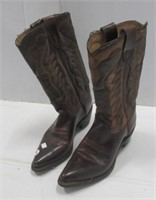 Pair of Good Year cowboy boots. Size 6 medium.