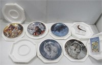 Collector plates includes Franklin Mint, White
