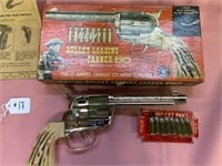 Mattel Bullet loading Fanner - 50