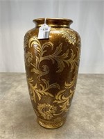 Gold leaf and grape pattern 18 inch vase