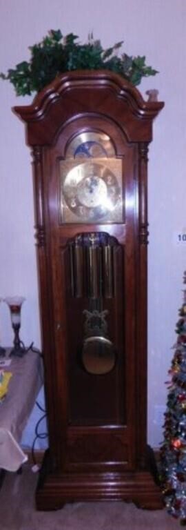 1988 Ridgeway Braddock oak grandfather clock w/