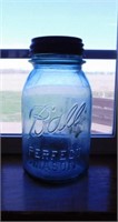 Ball Perfect Mason quart canning jar w/ zinc lid