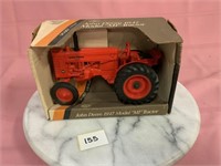 John Deere 1947 model "MI" tractor NIB 1/16