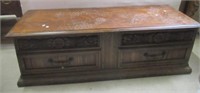 Vintage wood Lane cedar chest. Measures: 18" H x