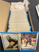 1989-90 O-Pee-Chee NHL Cards(600 Count Box) +/-