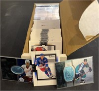 1998-2000 Mix of NHL Cards (700 Count Box) +/-
