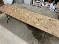 2-8' wooden folding tables