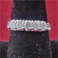 14k White Gold Ring with Clear stones, sz8,
