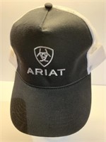 Ariat snap to fit a bobcat appears in good