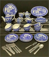 Child's Blue Willow Ceramic Tea Set & McCall's