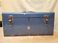Old Beach Metal Tool Box with OIl Can & Contents
